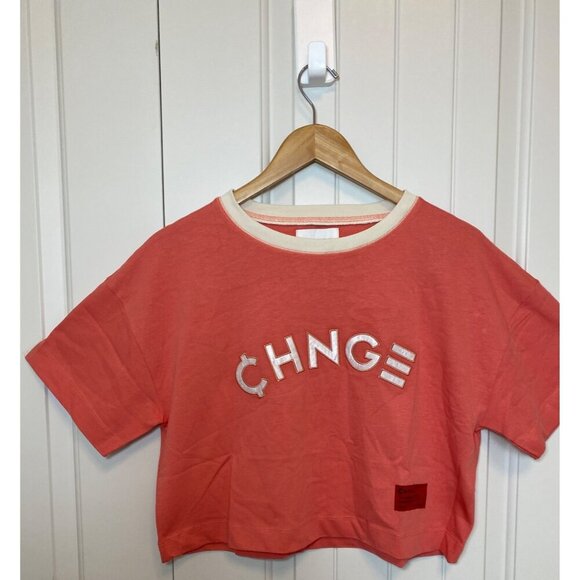 CHNGE Coral Cropped T-Shirt With White Embroidered Logo Size S, NWT - Picture 2 of 10